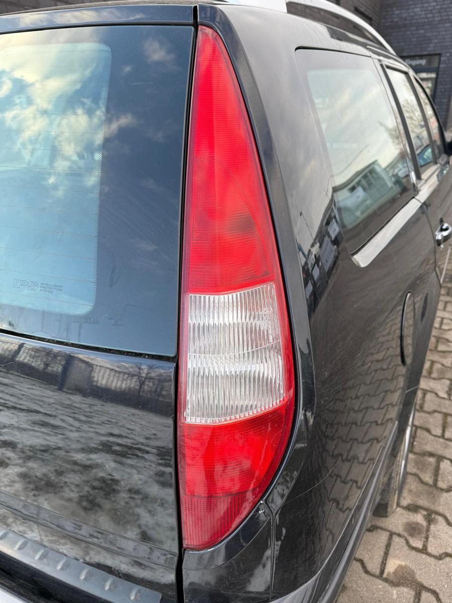 Ford Mondeo BWY MK3 original Rücklicht Rückleuchte rechts Turnier Kombi BJ07